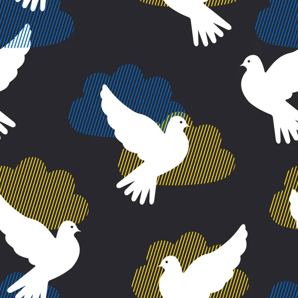 Witte Vredesduiven Vliegen Tussen Gele Blauwe Wolken Tegen Een Sombere — Stockfoto