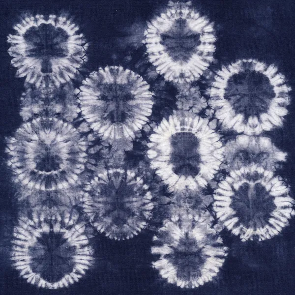 Batik boyalı malzeme