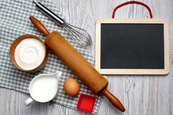 Vaření koncepce. složení a kuchyňské nástroje — Stock fotografie