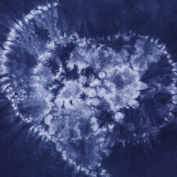 Materiał farbowany batik. Shibori — Zdjęcie stockowe