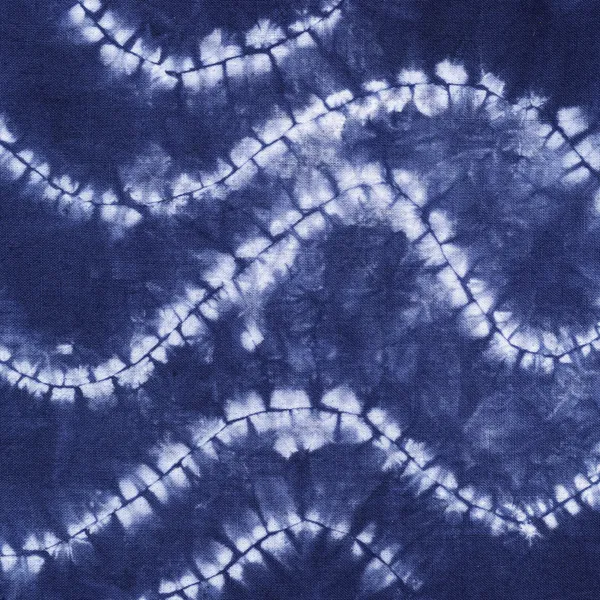 Materiał farbowany batik. Shibori — Zdjęcie stockowe