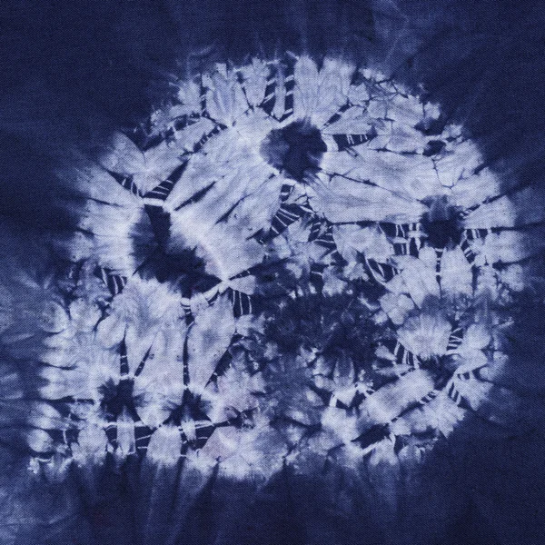 Materiał farbowany batik. Shibori — Zdjęcie stockowe