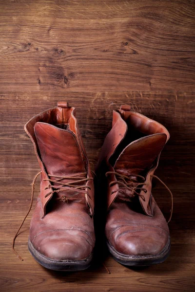 一双旧靴子 — 图库照片