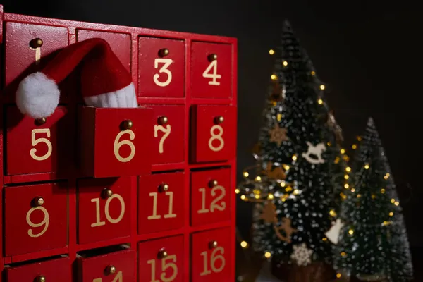 Röd adventskalender 6 december Sankt Nikolaus dag — Stockfoto