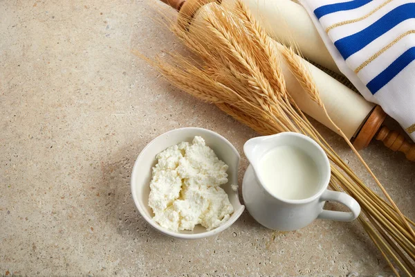 Kosher Producto Lácteo Para Celebración Judía Vacaciones Shavuot Shavuot Plano — Foto de Stock