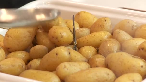 Patatas sabrosas — Vídeo de stock