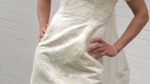 Brautkleid — Stockvideo