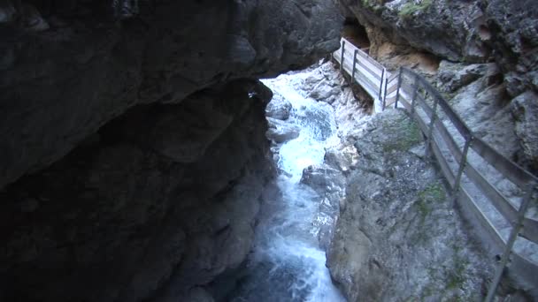 Canyon i Alperna, Österrike — Stockvideo