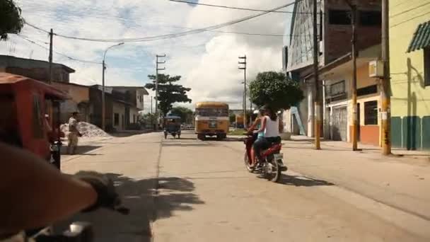 Sokağa Iquitos, Peru — Stok video