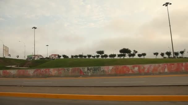 Obvyklá ulice v Limě, Peru — Stock video