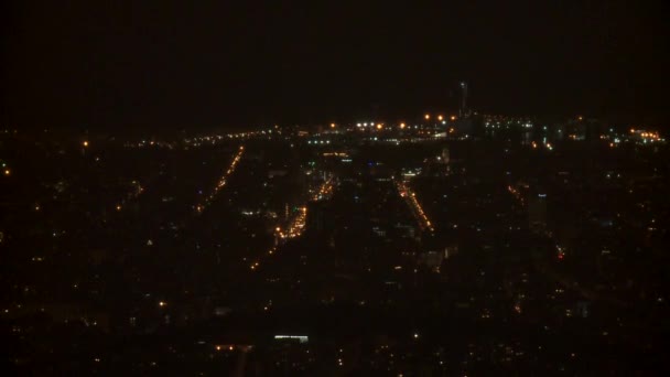 Paisaje urbano de Barcelona por la noche — Vídeos de Stock