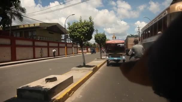 Straße in den Iquitos, Peru — Stockvideo