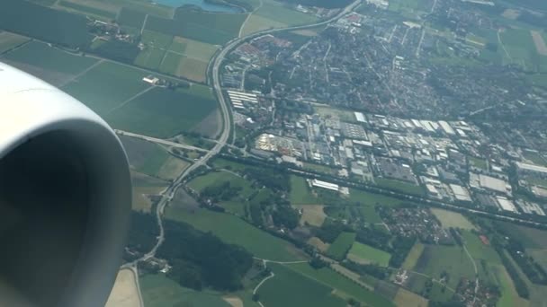 Köln üzerinde uçuş — Stok video