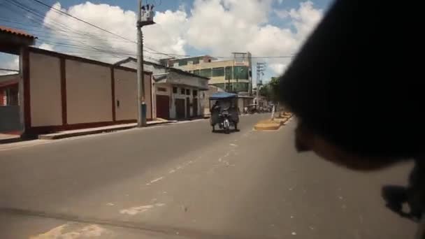 Rua nos Iquitos, Peru — Vídeo de Stock