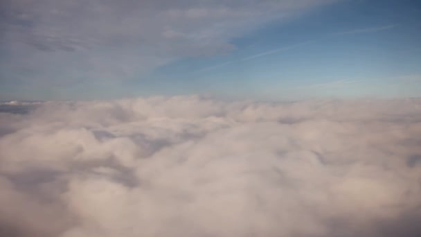 Flug über Wolken — Stockvideo