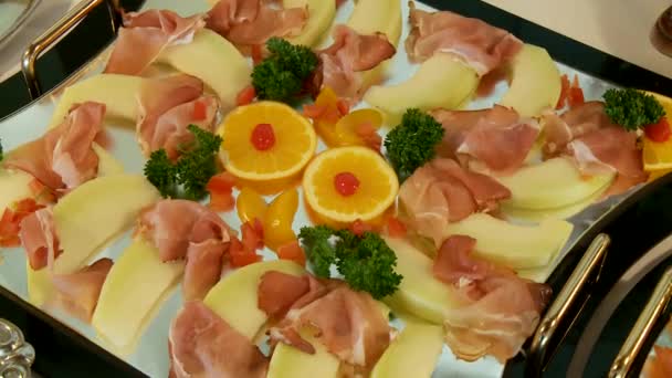 Cold appetizer platter — Stock Video