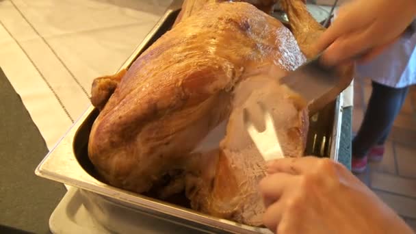 Турция в ресторане — стоковое видео