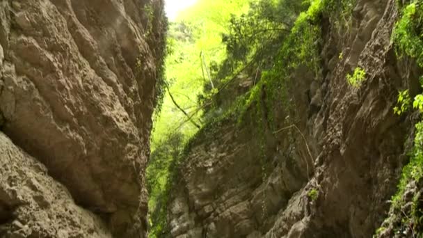 Canyon (brasa) in Italië — Stockvideo