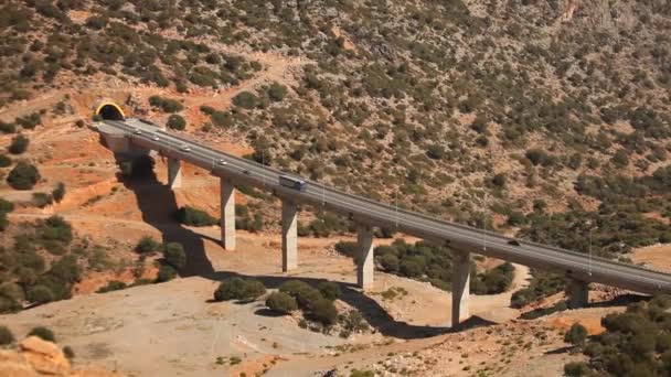 Most a tunel v Řecku — Stock video