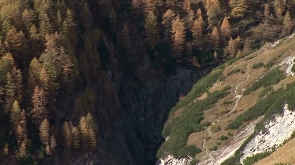 Berg i Österrike nära grossglockner — Stockvideo