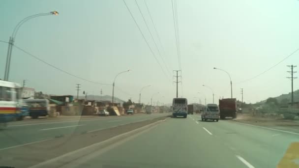 Lima, peru - ca. nov 2012: fahren in lima — Stockvideo
