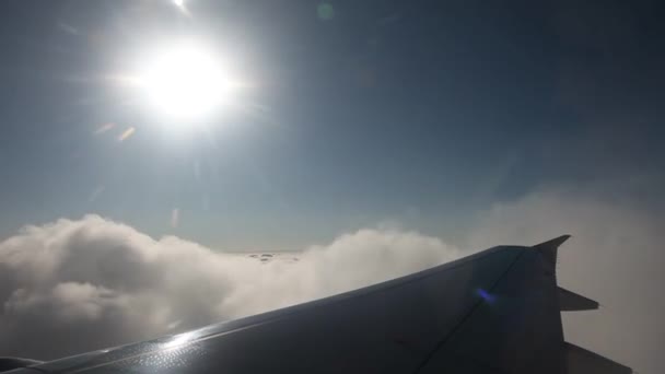 Vuelo en las nubes — Vídeos de Stock