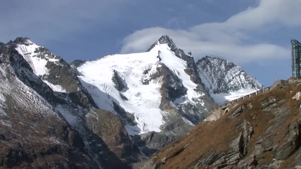 Avusturya grossglockner yakınındaki dağlarda — Stok video