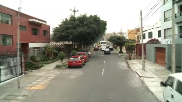 Lima - ca. 2012: Fahren in Lima — Stockvideo