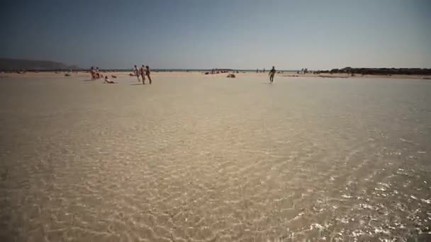 Praia de Elafonisi em Creta, Grécia — Vídeo de Stock