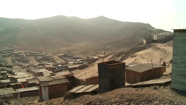 Slums in the desert — Stok Video