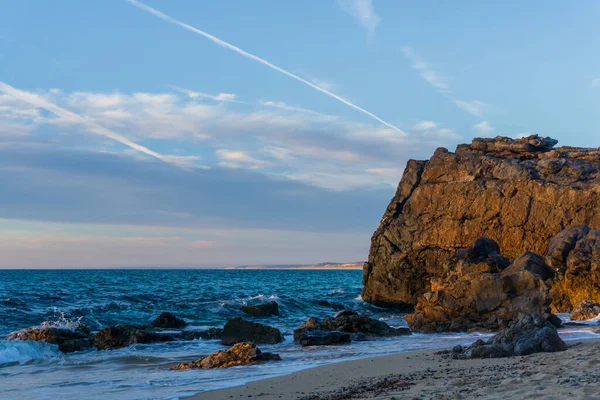 Colorful Evening Landscape Beach Rocks Background — Stock Photo, Image