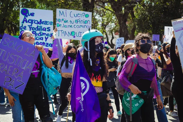 Camino Una Manifestación Feminista Para Conmemorar Día Internacional Mujer Exigen — Foto de Stock