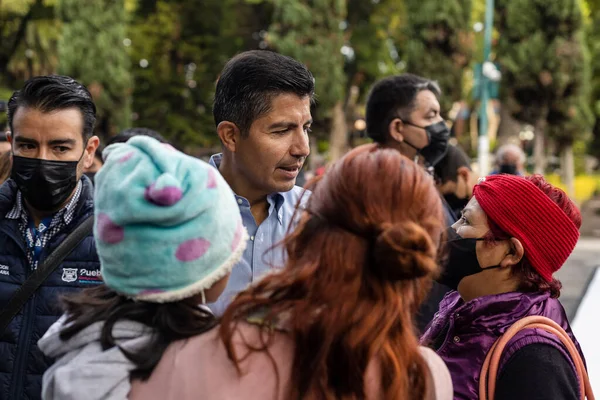 Municipal President Puebla Eduardo Rivera Perez Greets Citizens Listens Petitions — Stockfoto