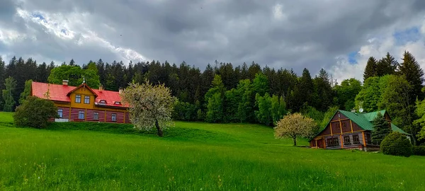 Janske Lazne Czech Republic May 2022 Two Wooden Mountain Cabins — Stock Photo, Image