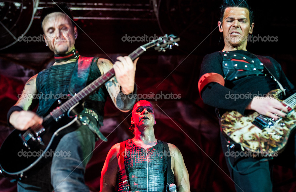 Концерт Rammstein – Стоковое Редакционное Фото © Gregorylee #31396459
