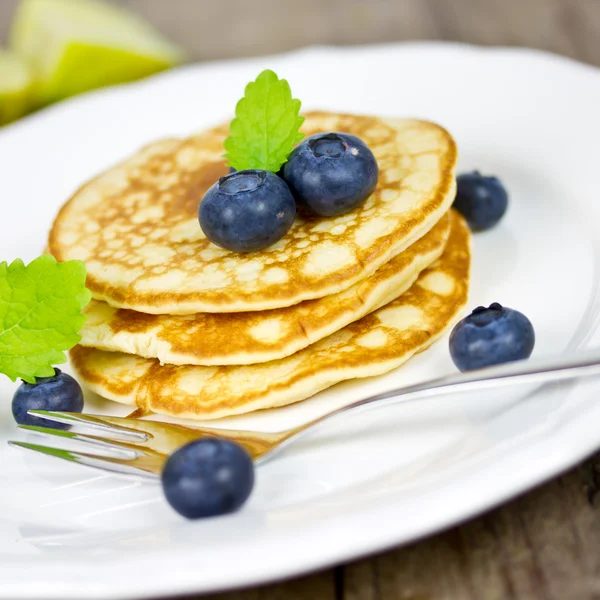 Blueberry pancakes — Stock Photo, Image