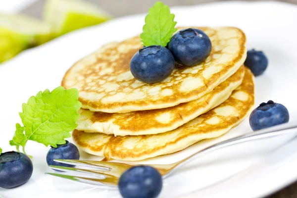 Blueberry pancakes — Stock Photo, Image