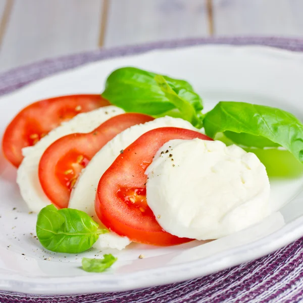 Paradicsom, mozzarella — Stock Fotó