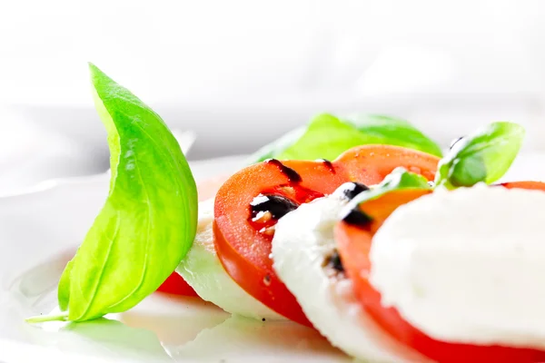 Tomato and mozzarella — Stock Photo, Image