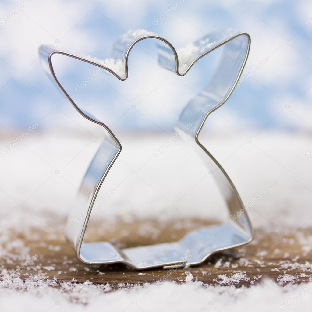 Cookie cutter angel