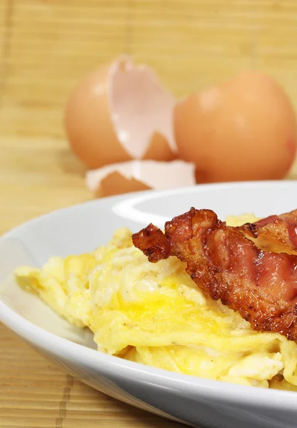 Eggs with bacon — Stock Photo, Image