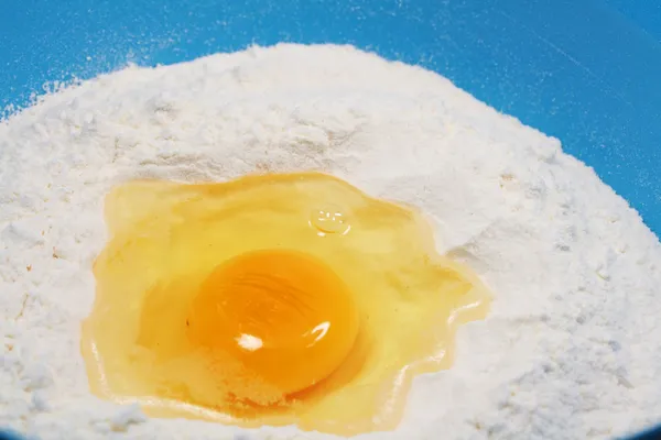 Un ve yumurta — Stok fotoğraf