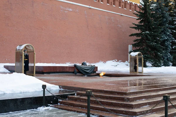 Mosca Russia Dicembre 2021 Guardia Onore Sulla Piazza Rossa Fiamma — Foto Stock