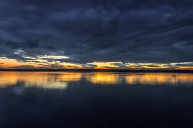 Bulutların üzerinde Nehri