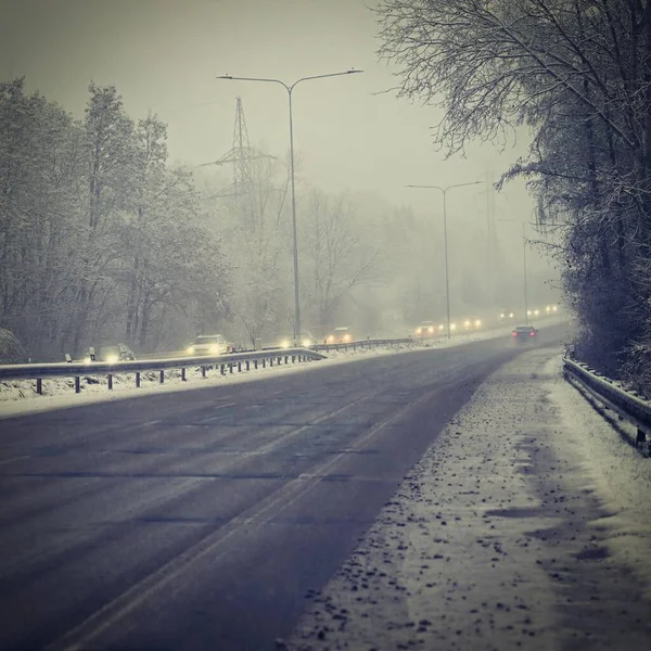 Perigosa Temporada Inverno Com Neve Estrada Interior Carro Ponto Vista — Fotografia de Stock