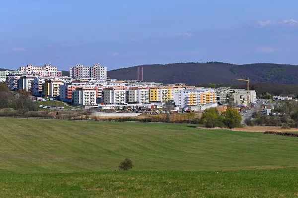 Byggande Nya Hyreshus Bostaden Koncept För Boende Och Nybyggnation Lägenheter — Stockfoto