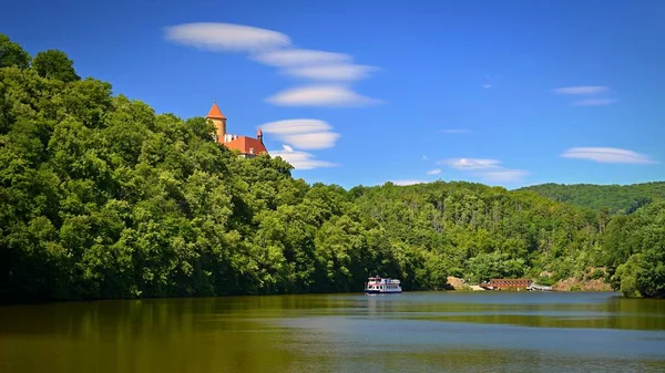 Beautiful Old Castle Veveri Landscape Water Brno Dam Summer Holidays — Fotografia de Stock