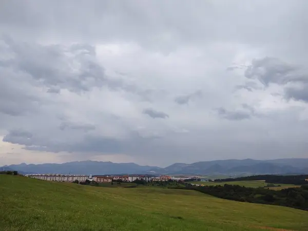 Beau Paysage Campagne Montagne Avec Champs — Photo