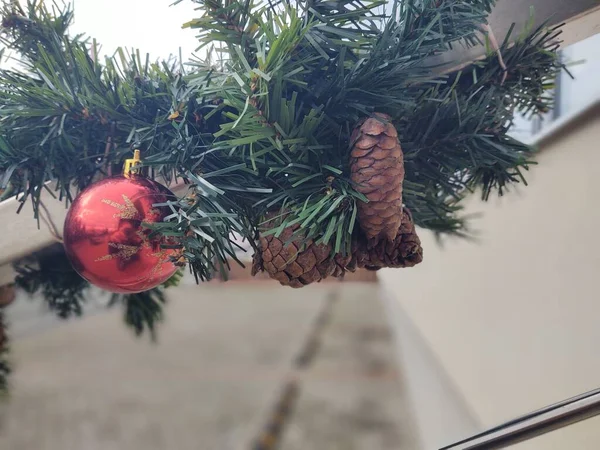 Arbre Noël Avec Décorations Branches Sapin — Photo
