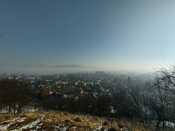 View European City Mountains Foggy Time — Stock Photo, Image